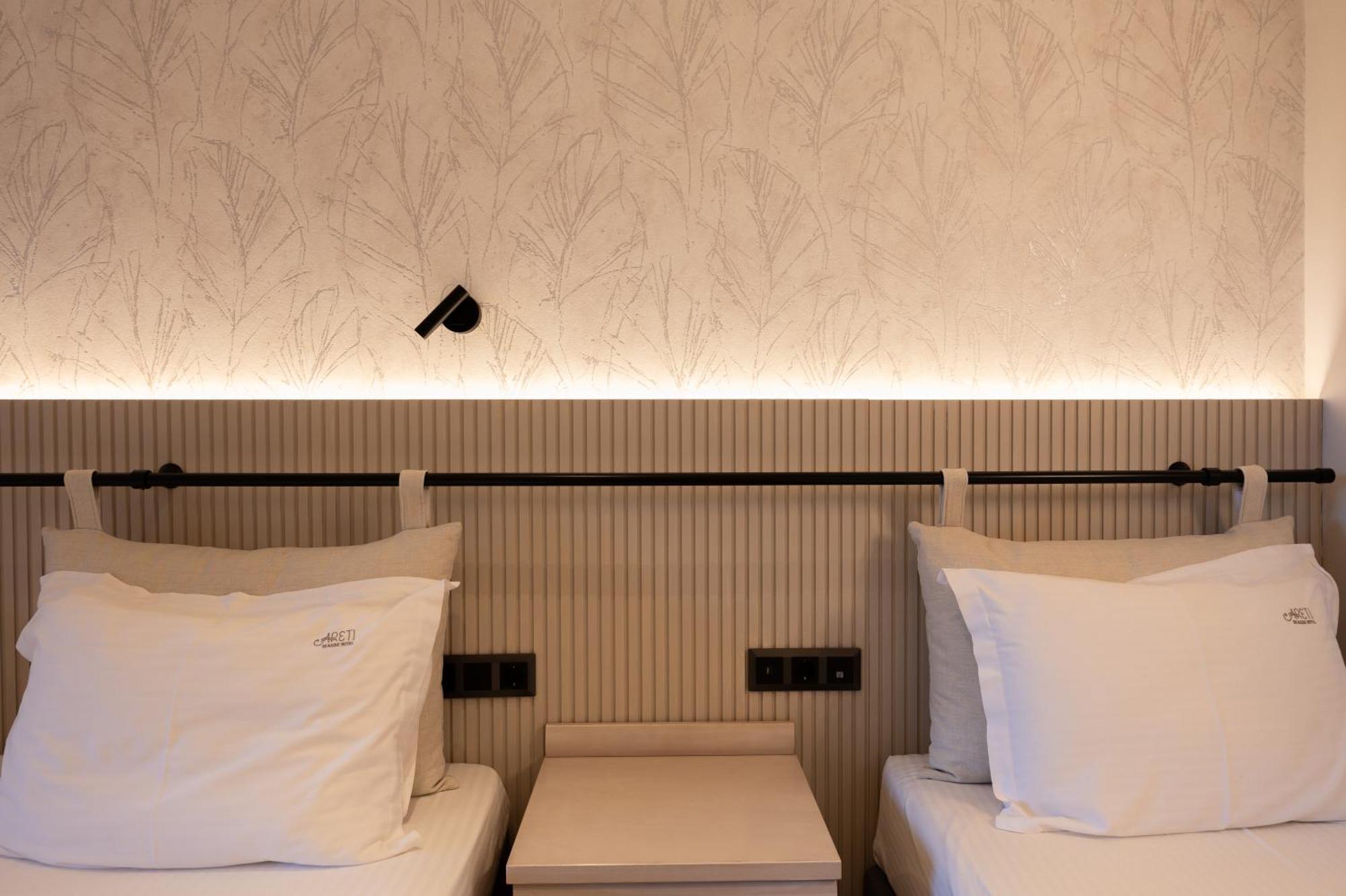 Hotel Areti Neos Marmaras Rum bild