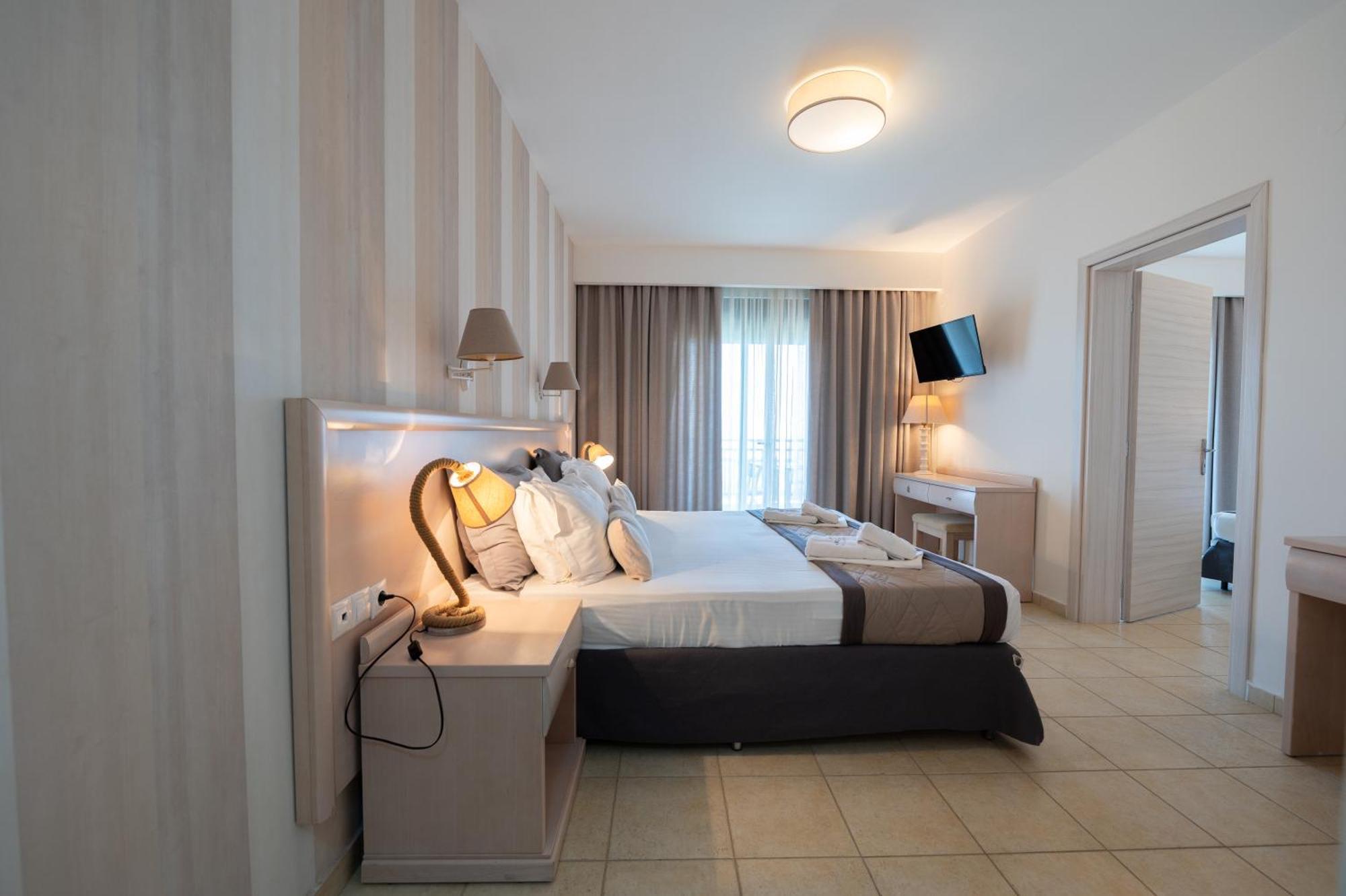Hotel Areti Neos Marmaras Exteriör bild